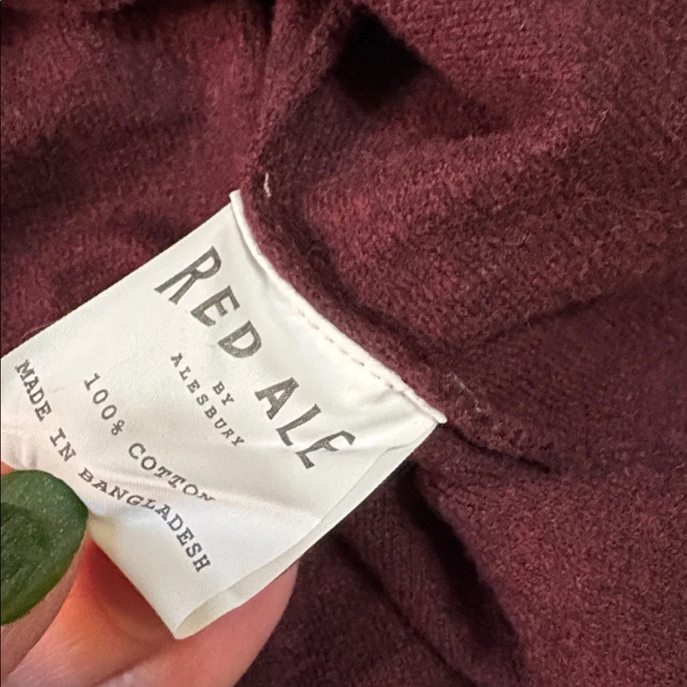 RED ALE L Red Ale by Alesbury Riverside Mens V-Neck Sweater in Wine color