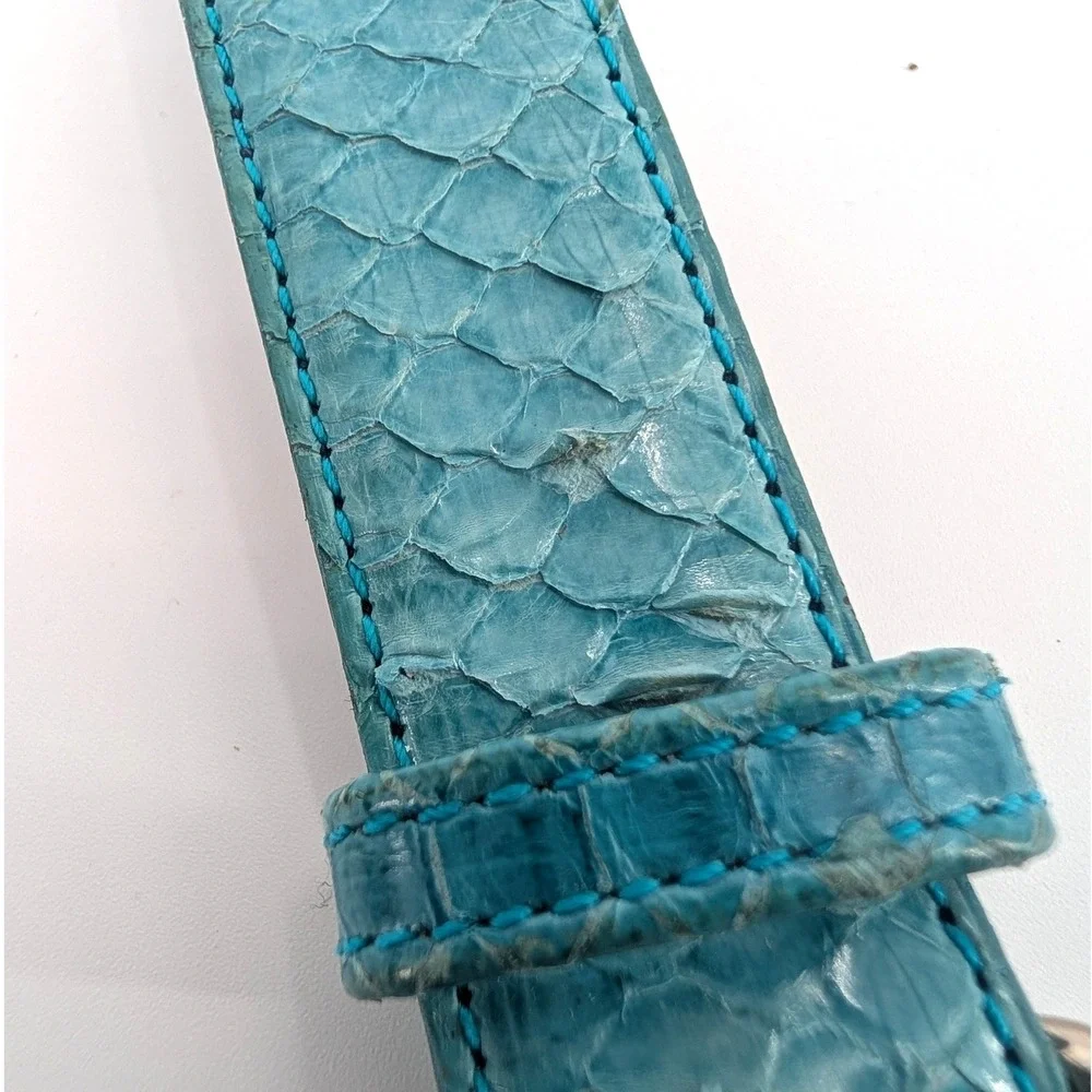 Unbranded genuine snakeskin