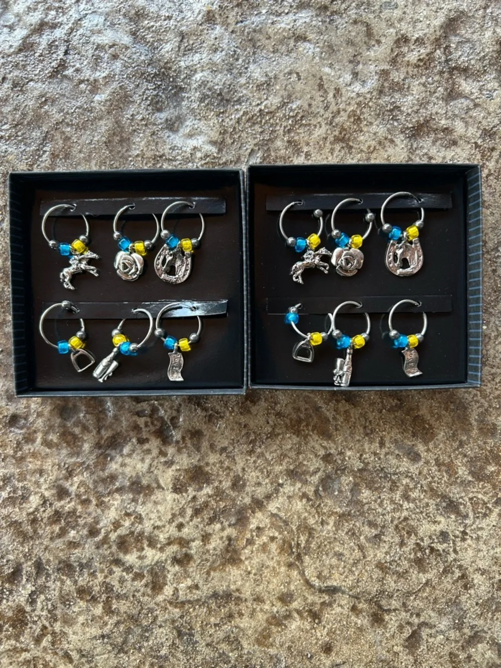 NIB Horse Racing Theme Wine Charms. Set of 12 Kentucky Derby‎