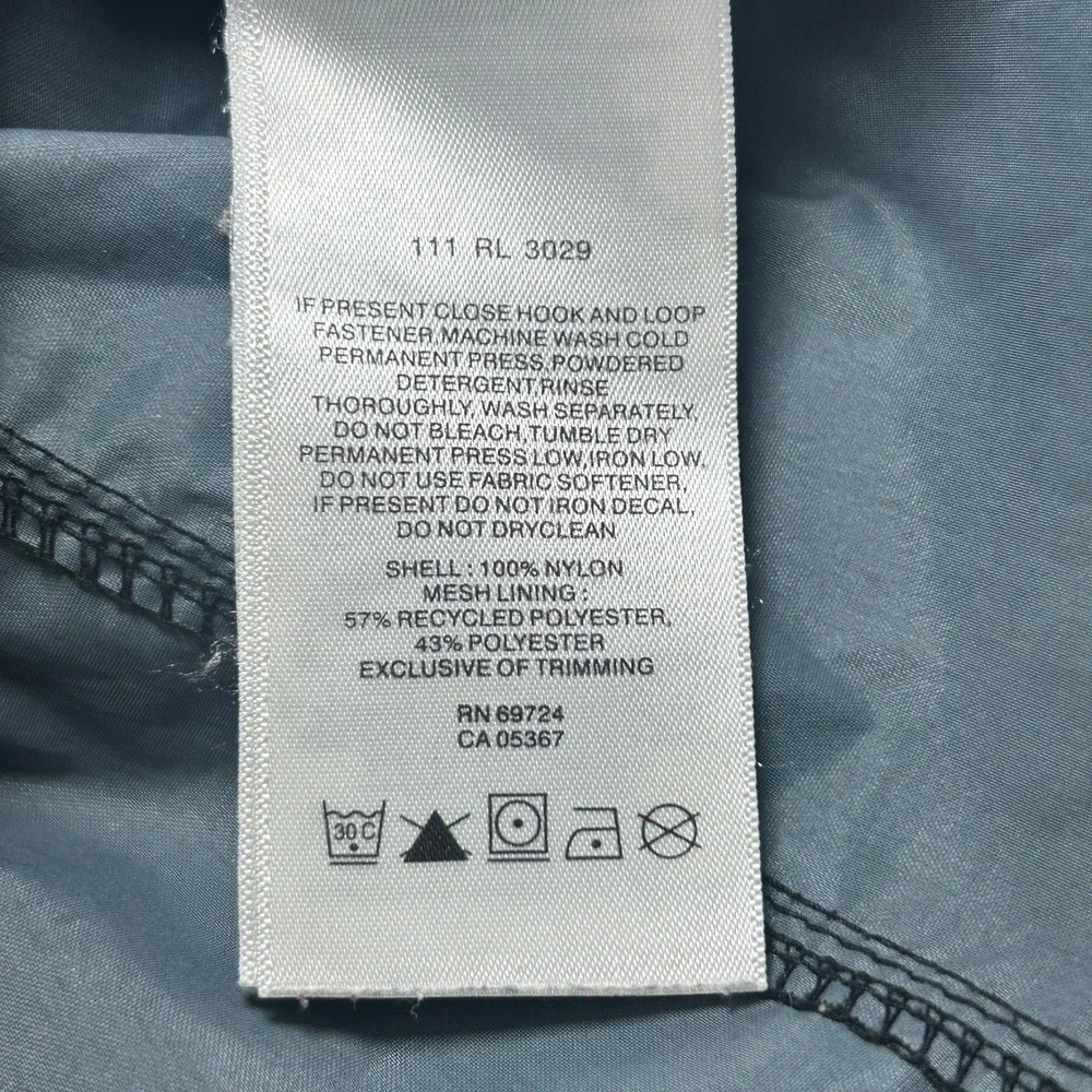 Columbia this windbreaker