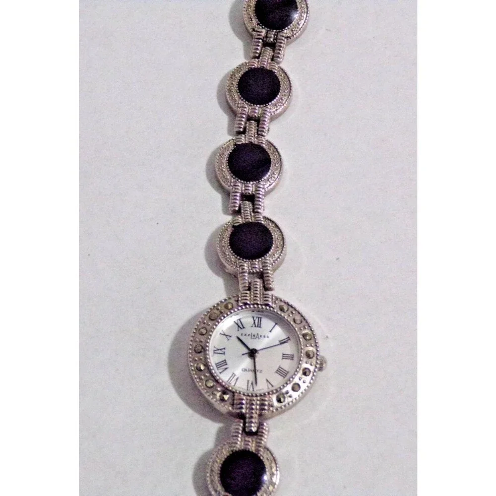 Express round dial finish