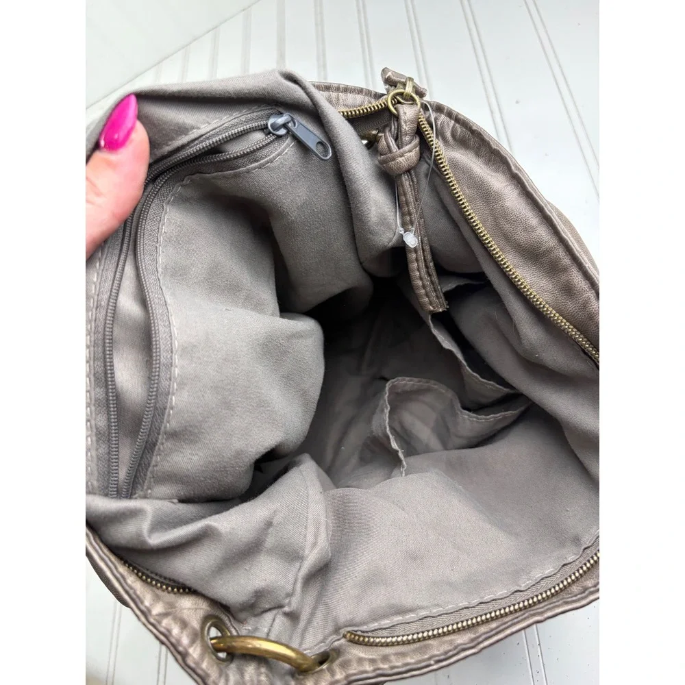 Stone & Co. 𝗔𝗦𝗔𝗣 taupe leather