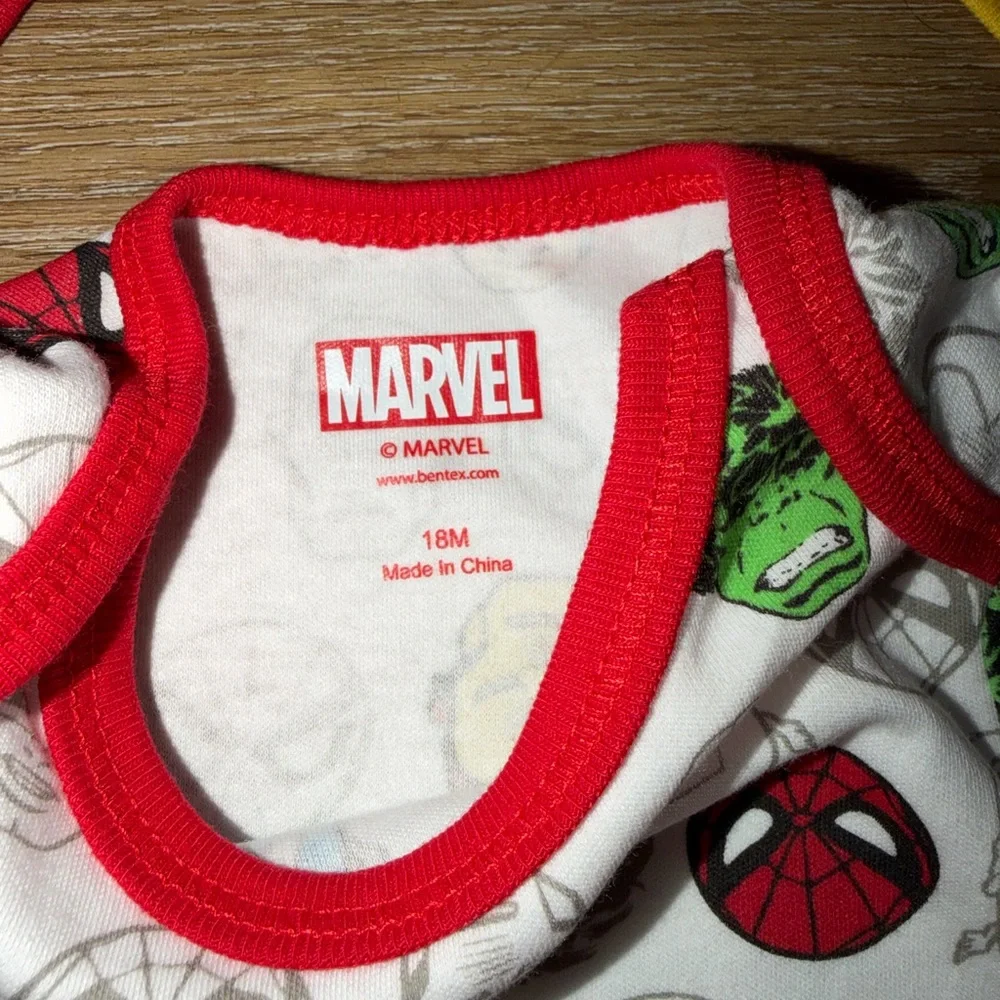 Lot of 5 Marvel Infant Bodysuits size 18 month, Hulk Captain America Spider-Man‎