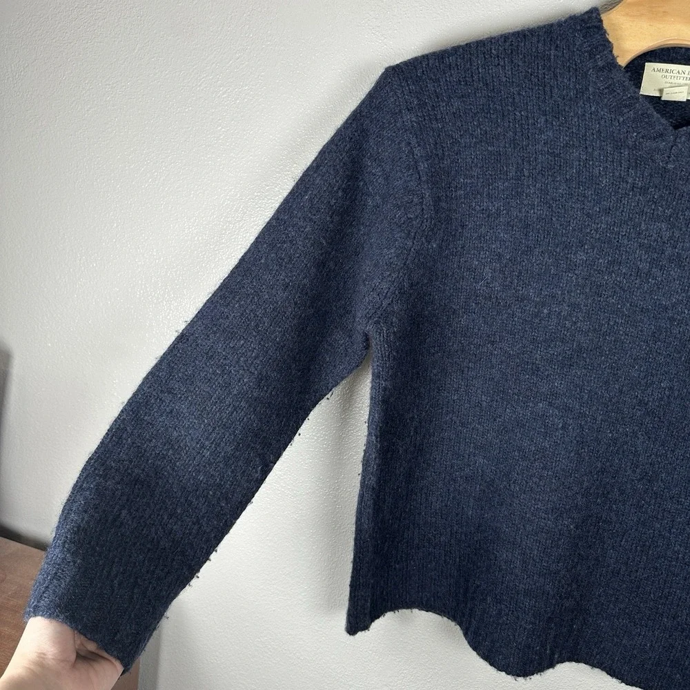 Vintage American Eagle Sweater Mens Large Wool‎ Blend Vneck Blue Thick Fisherman