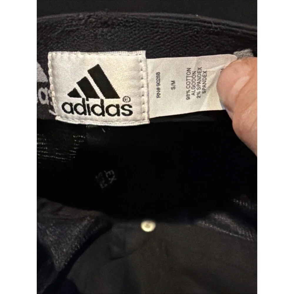 Adidas  CLIMALITE small/medium hat black and red plaid