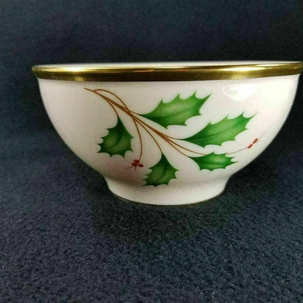Lenox holiday collection