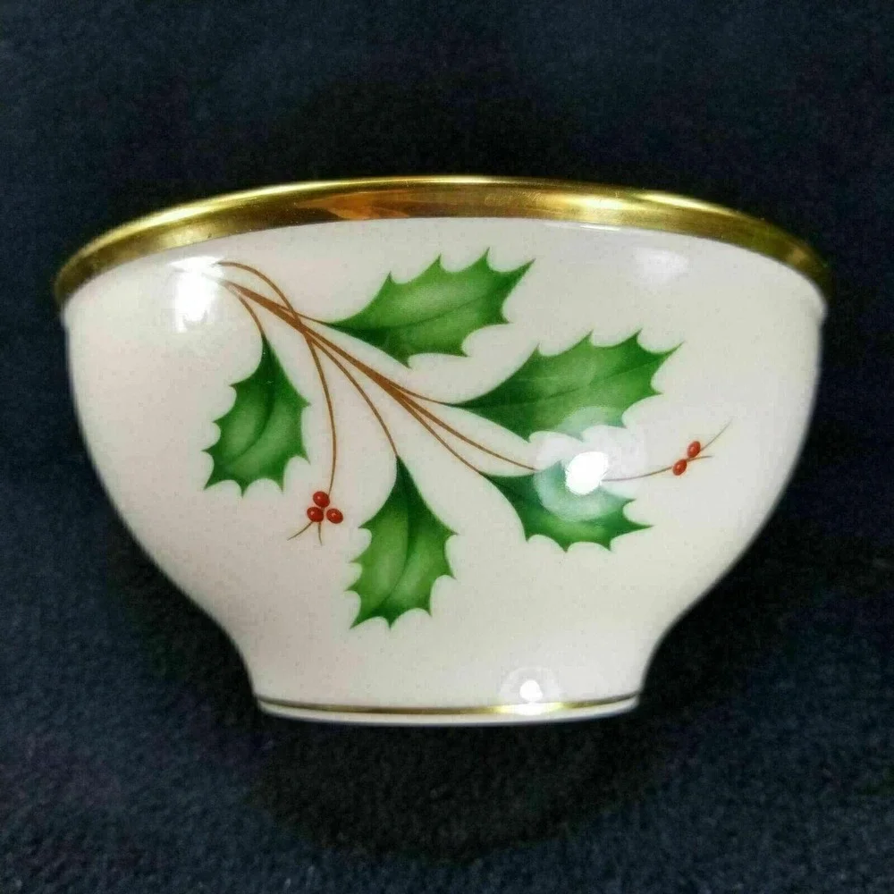 Lenox holiday collection