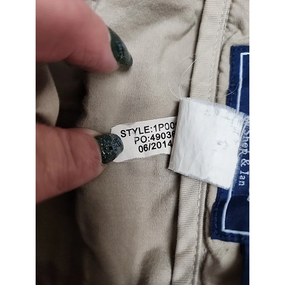 Vineyard Vines please see