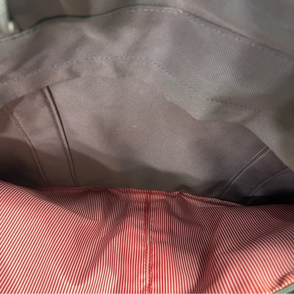Herschel Supply Company stylish gray