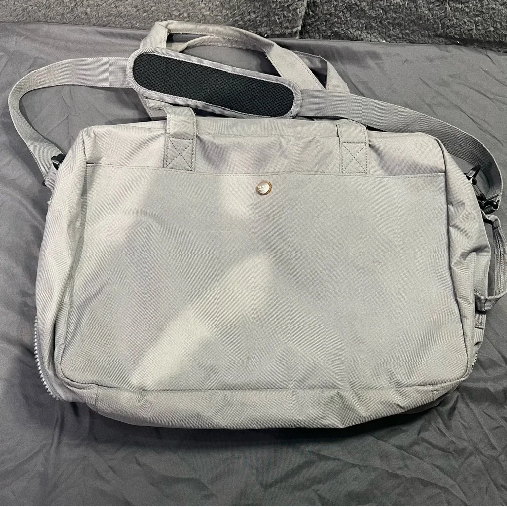 Herschel Supply Company stylish gray