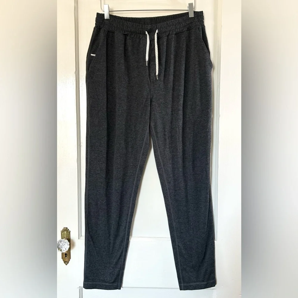 Vuori 30 charcoal