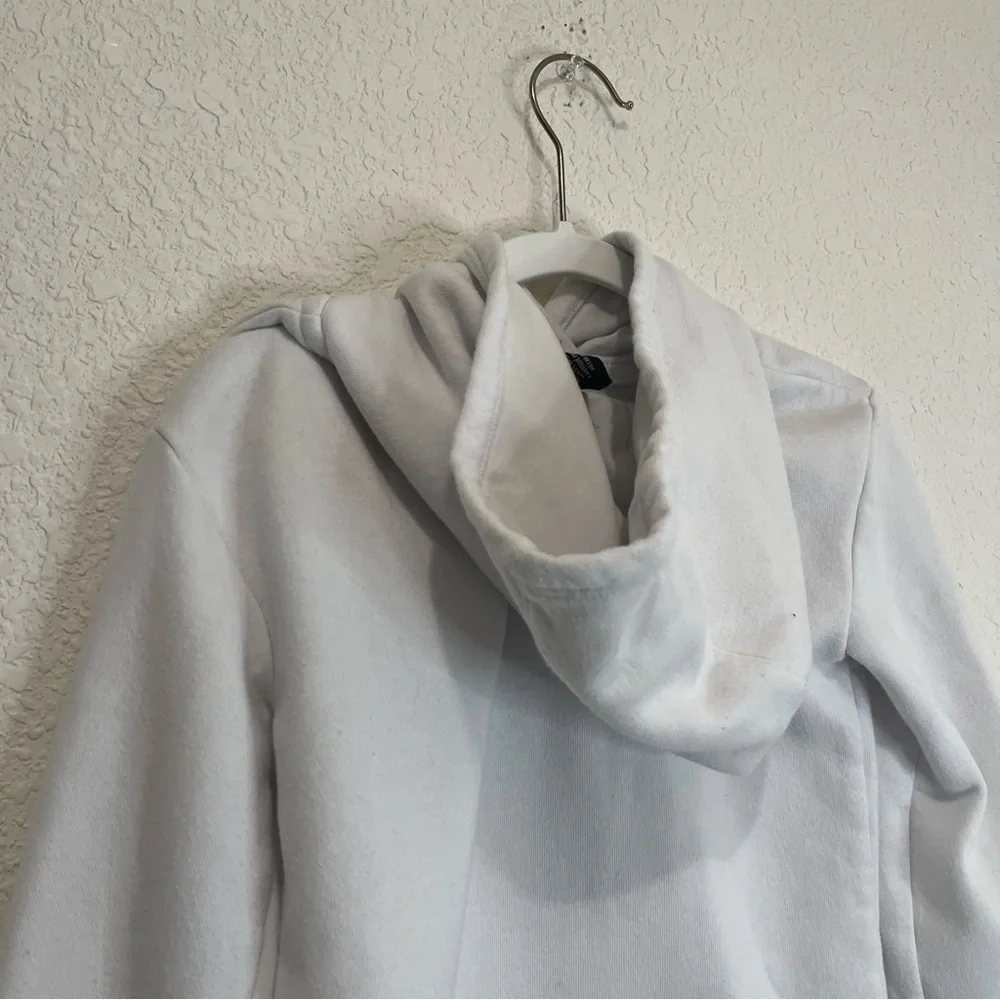 Nike White Graphic Logo Swoosh Hooded Pullover Sweatshirt Kids Youth Size 6