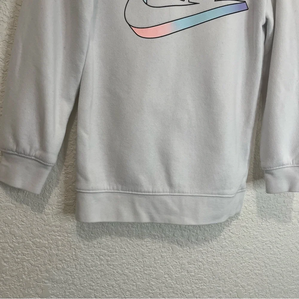Nike White Graphic Logo Swoosh Hooded Pullover Sweatshirt Kids Youth Size 6