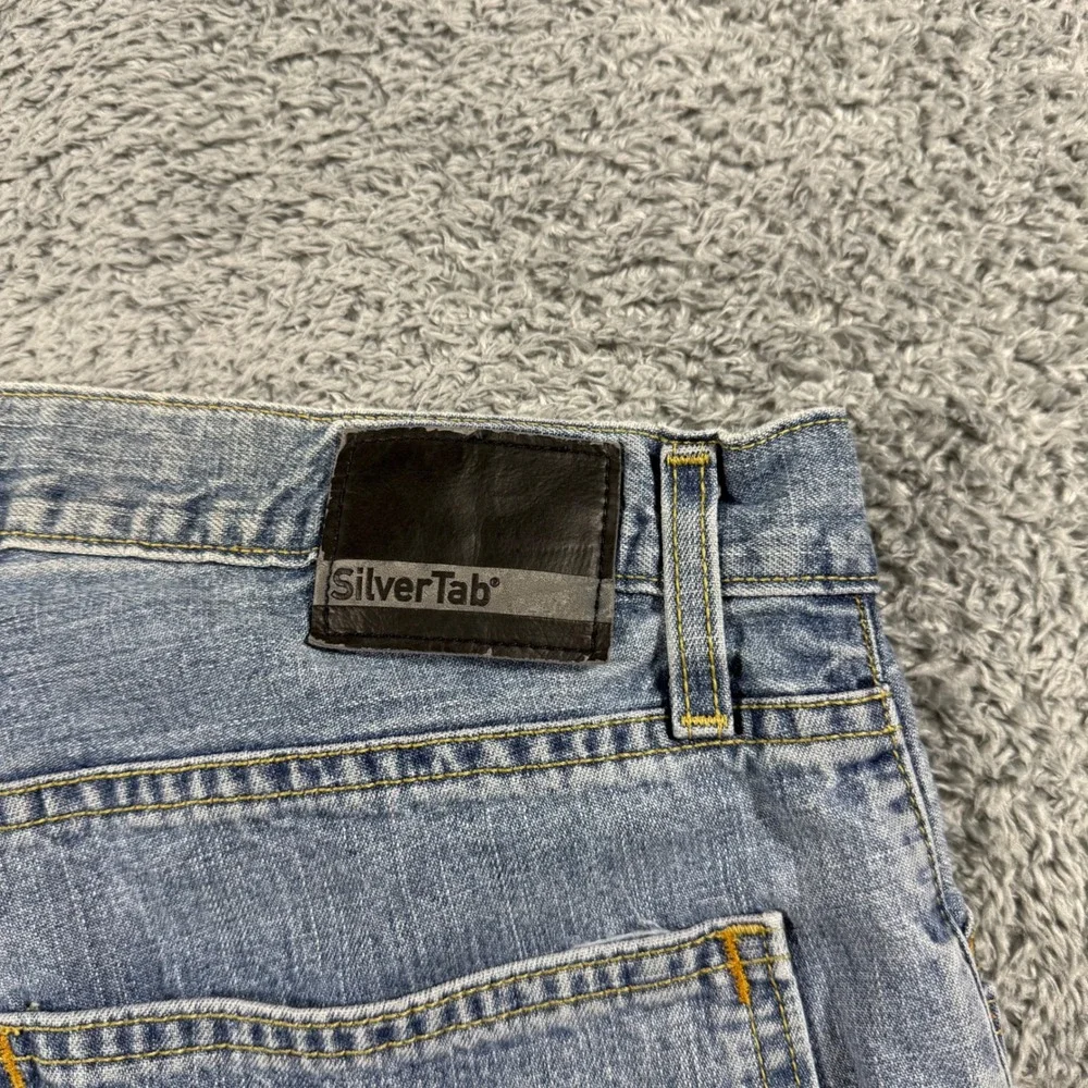 Levis SilverTab levi silvertab