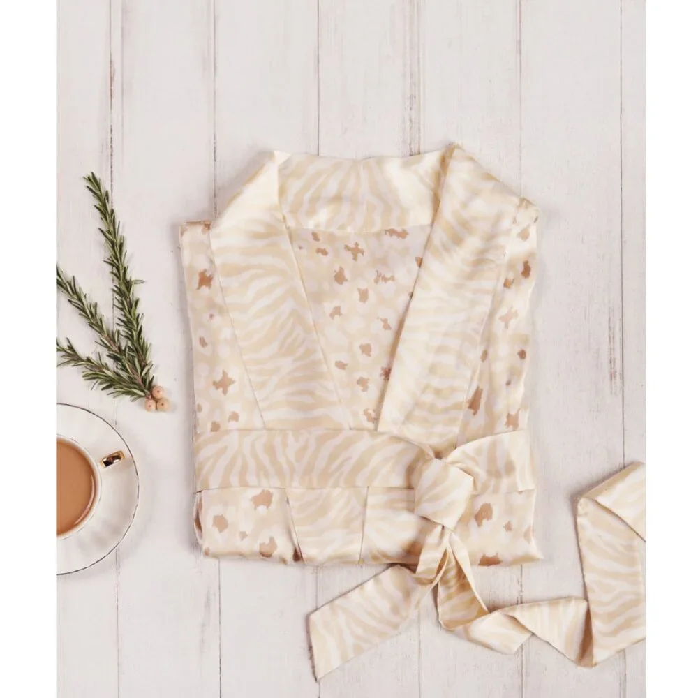 NWT‎ - Show Me Your Mumu Harlow Robe Animal Print NEW Cream Tan
