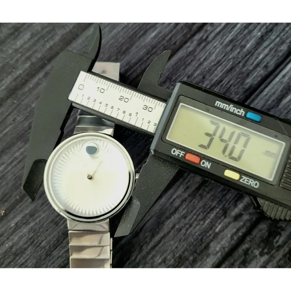 Movado Edge 34mm 5.5 Inch‎ Sapphire Crystal Ladies Watch Runs