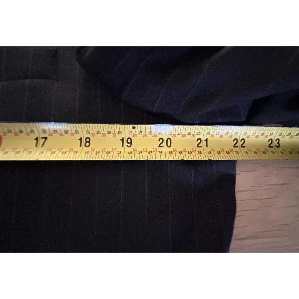 Men's Sport Coat 100% Wool 42S Black Charcoal Pinstripe Stafford