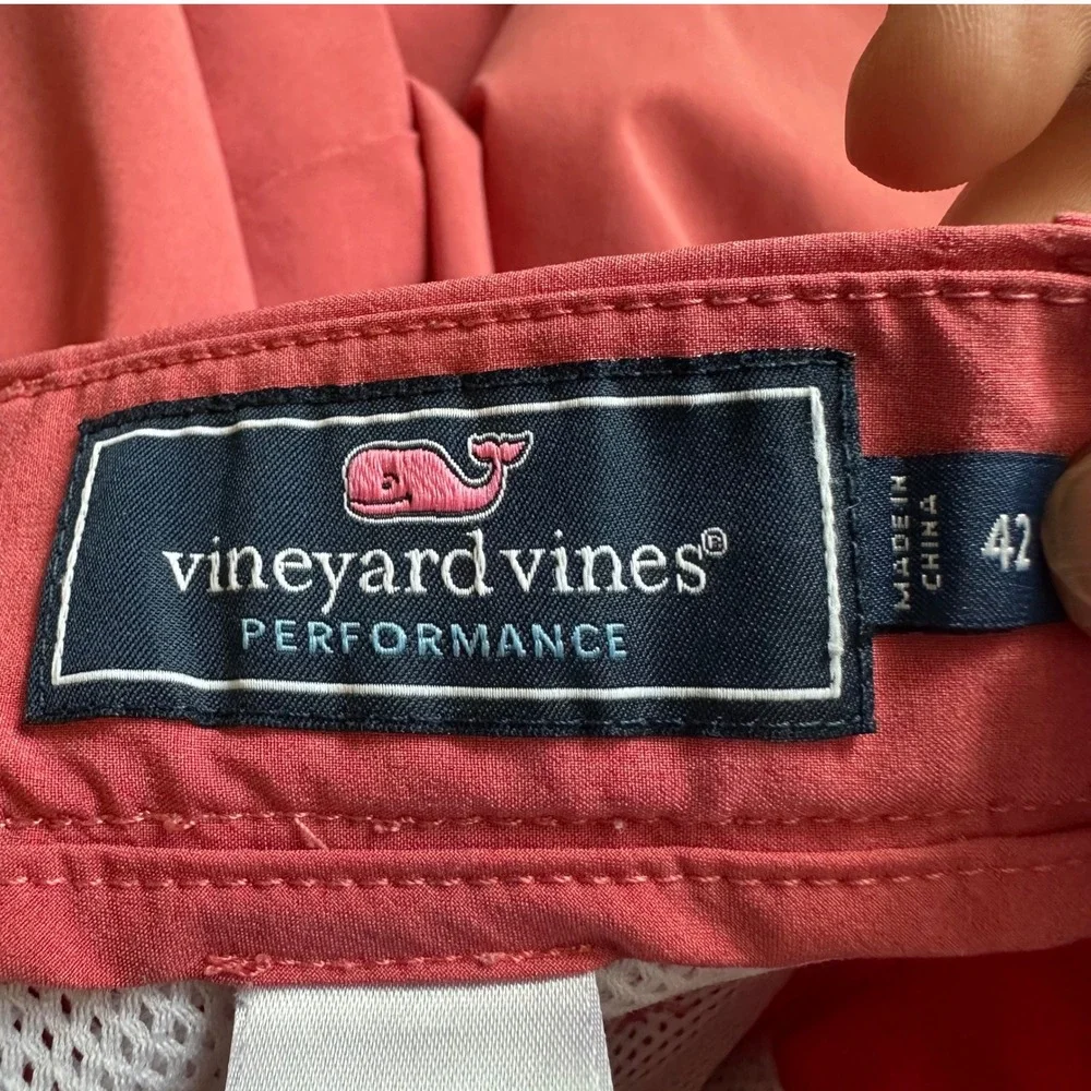 Vineyard Vines beach front