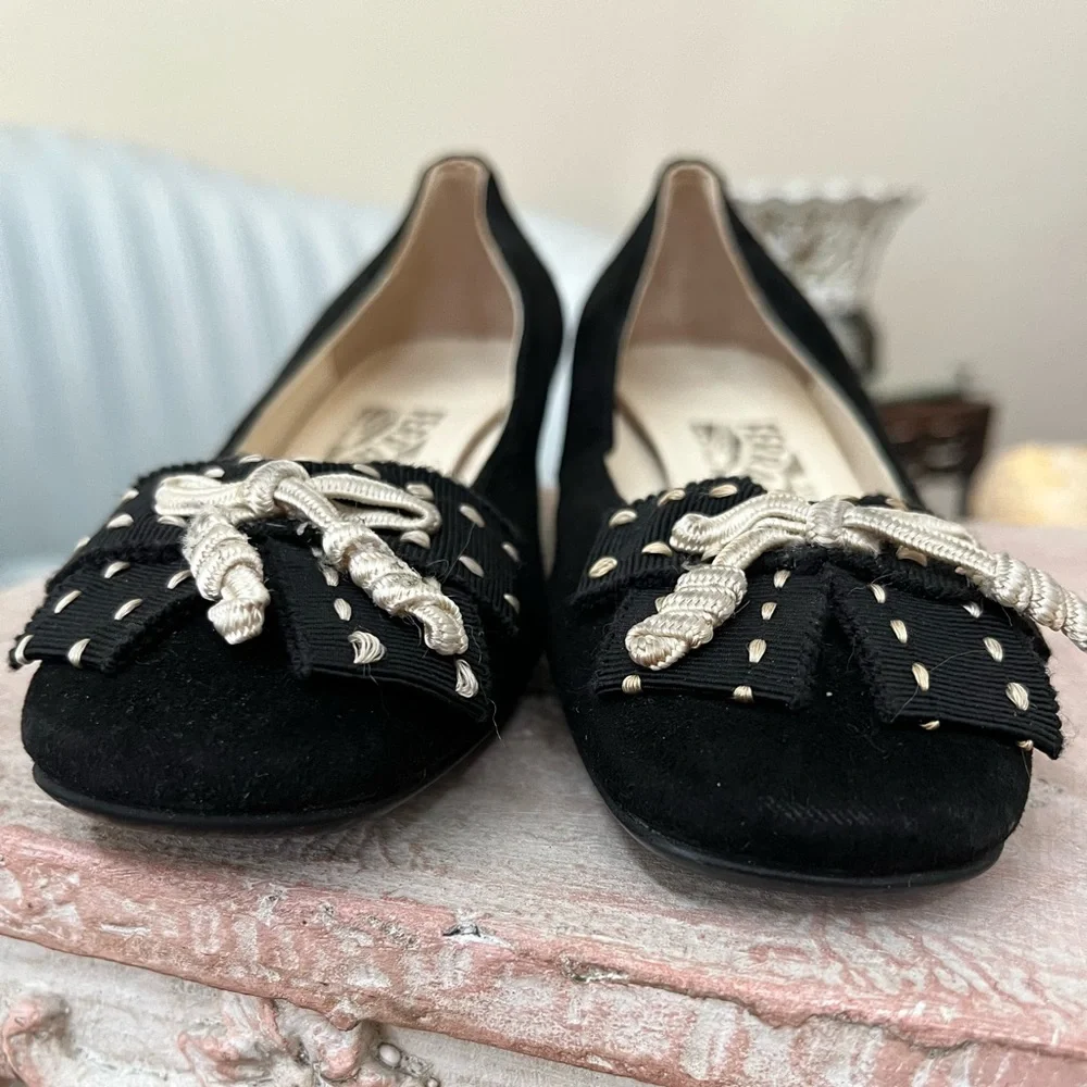Salvatore Ferragamo Black Suede Low Heels with Bow and Ties - size 6 - EUC