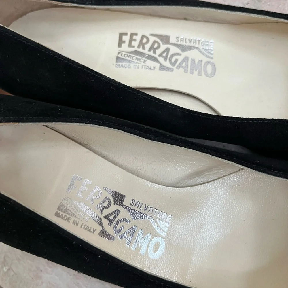 Salvatore Ferragamo Black Suede Low Heels with Bow and Ties - size 6 - EUC