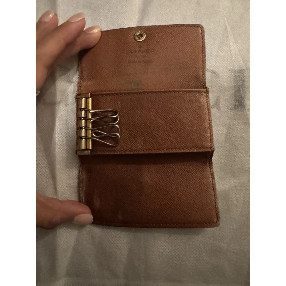 Authentic Vintage Louis Vuitton Monogram 4‎ Key Holder Case Made in France