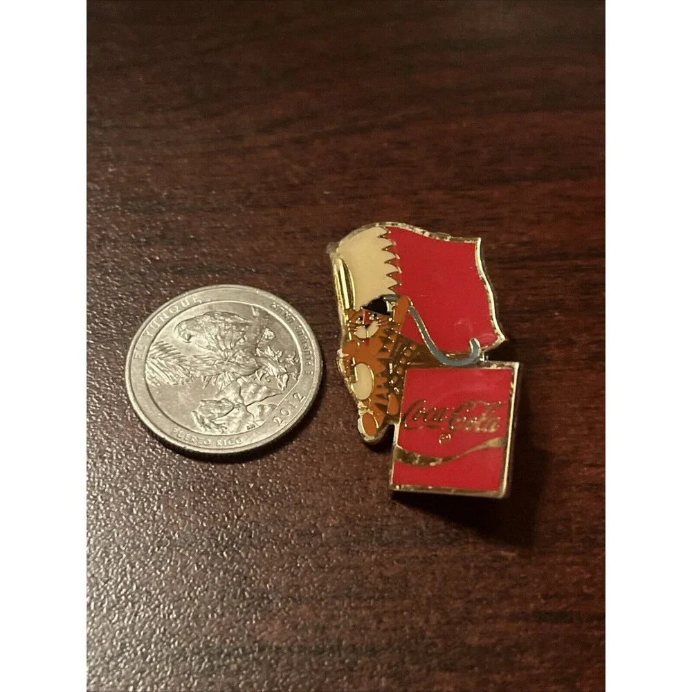 Vintage‎ 1988 Seoul Olympics Coca Cola Hodori Tiger Bahrain Flag Lapel Pin