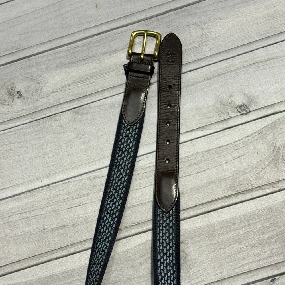 Vineyard Vines Belt Mens 34‎ Blue Whale AOP Logo Leather Brass Buckle USA