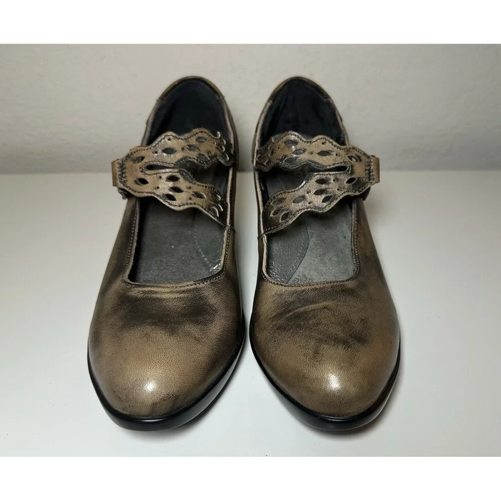 NAOT Women's 9.5 EU 40.5 Amato Mary‎ Jane Pumps Brown Antique Renfair Retro