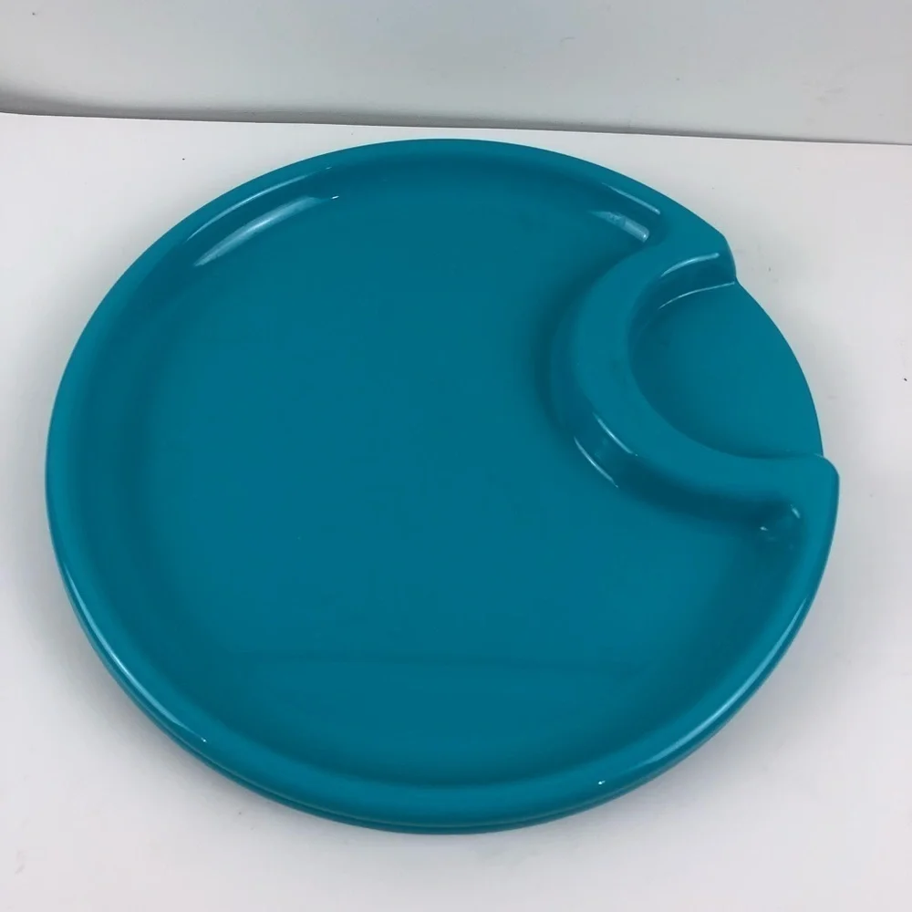 The Pampered Chef Plate Set NWOT