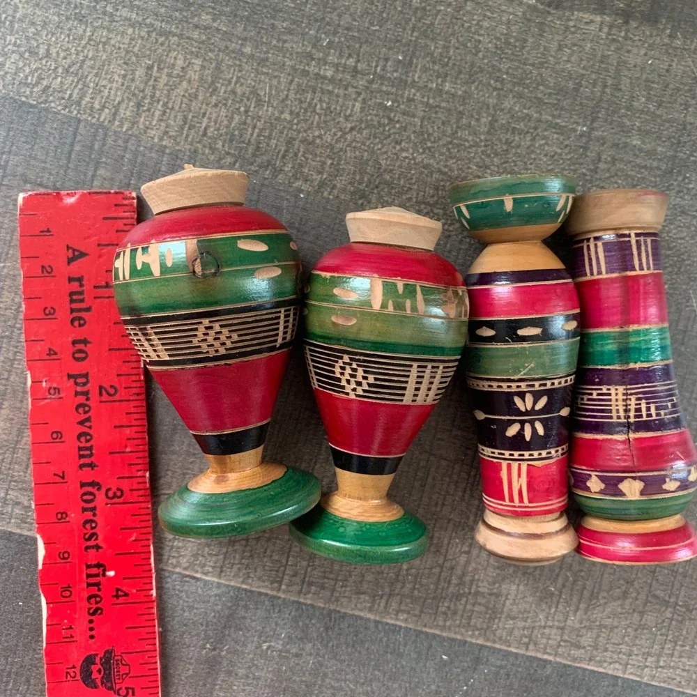 Vintage~1980s Mexican Wooden Salt & Pepper Shakers Folk Art Painted Set of‎ 4