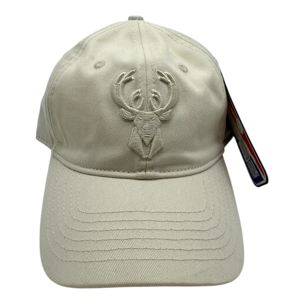 Pro Standard‎ Milwaukee Bucks Hat Cap Strapback Adjustable White NBA Basketball