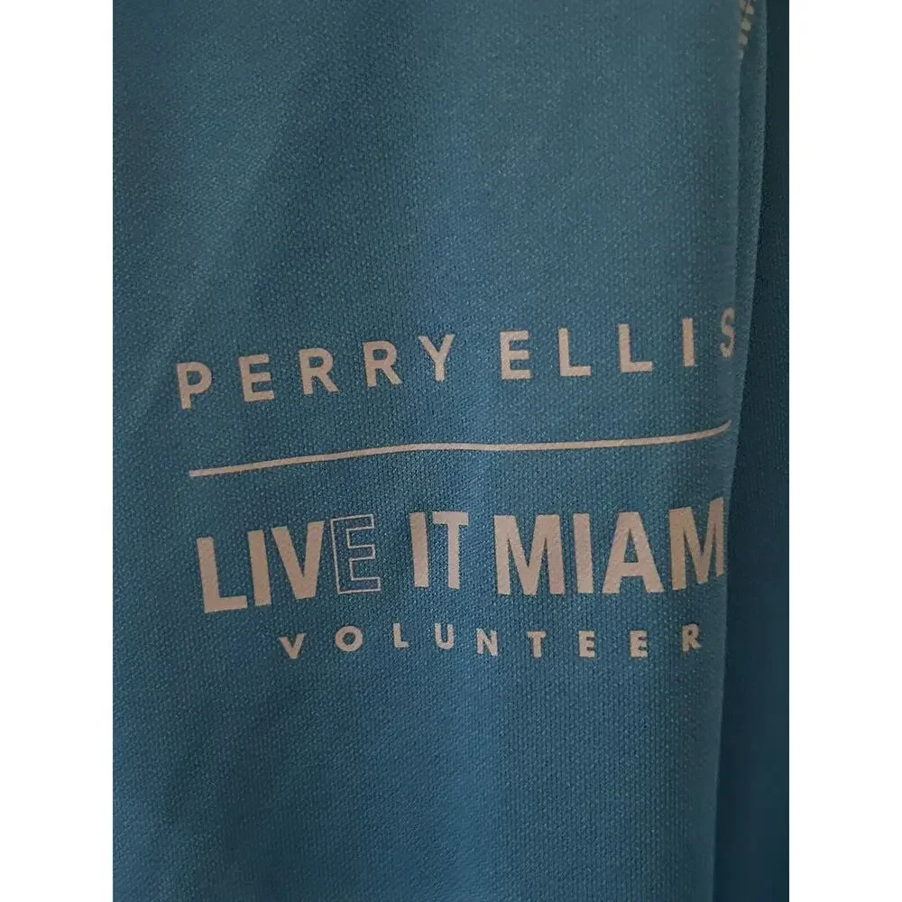 Perry Ellis this medium
