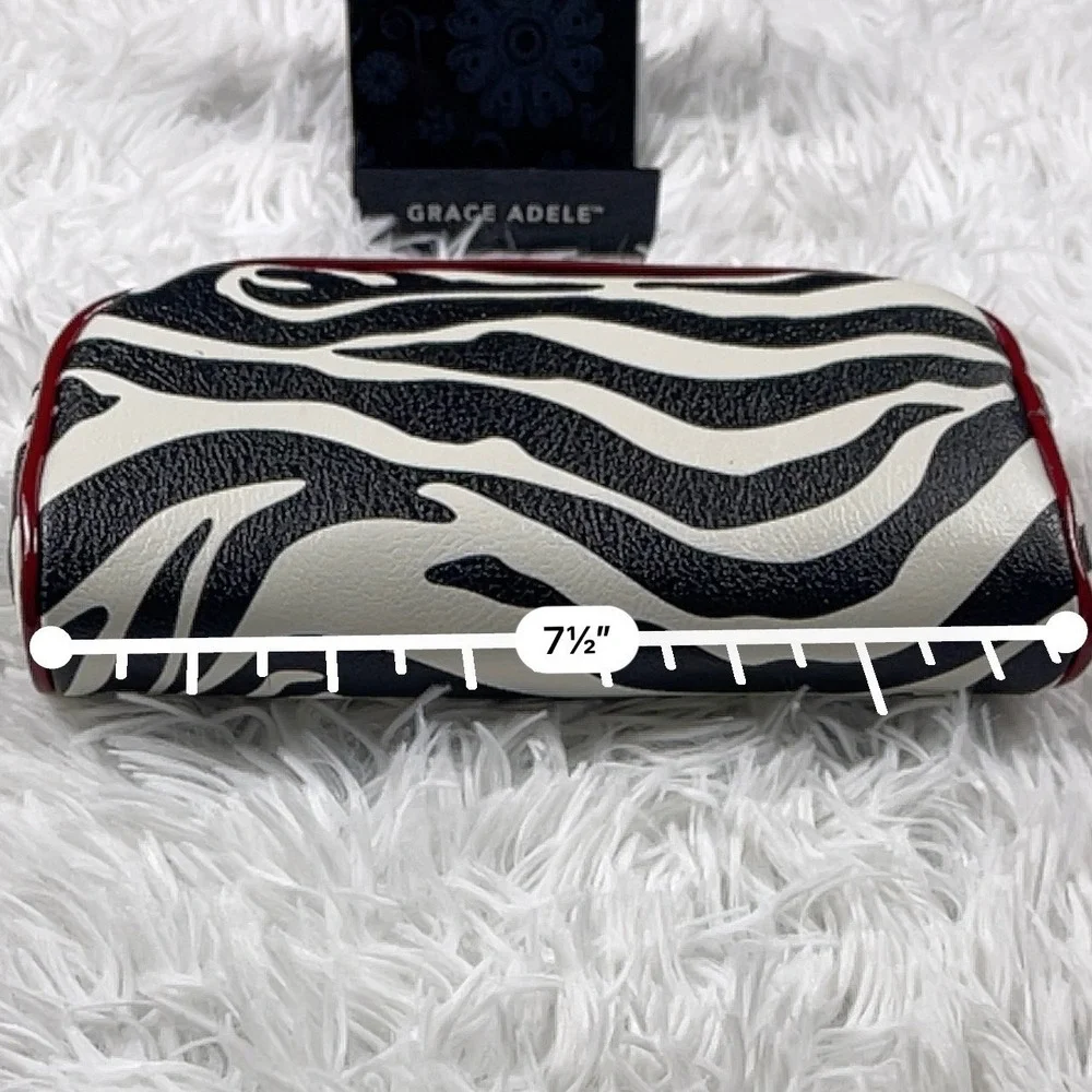 NWOT Grace Adele Zebra Print Cosmetic Bag Black‎ White Red Faux Leather Case