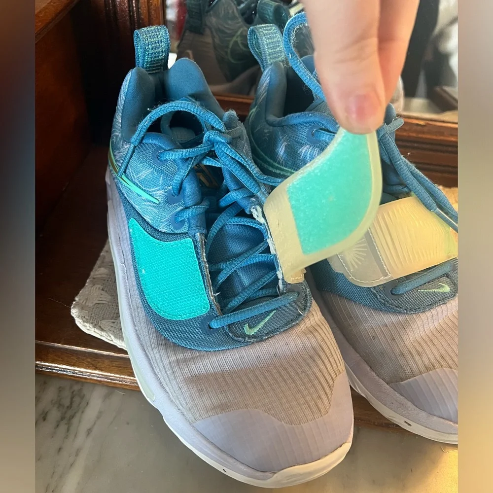 Nike gently used