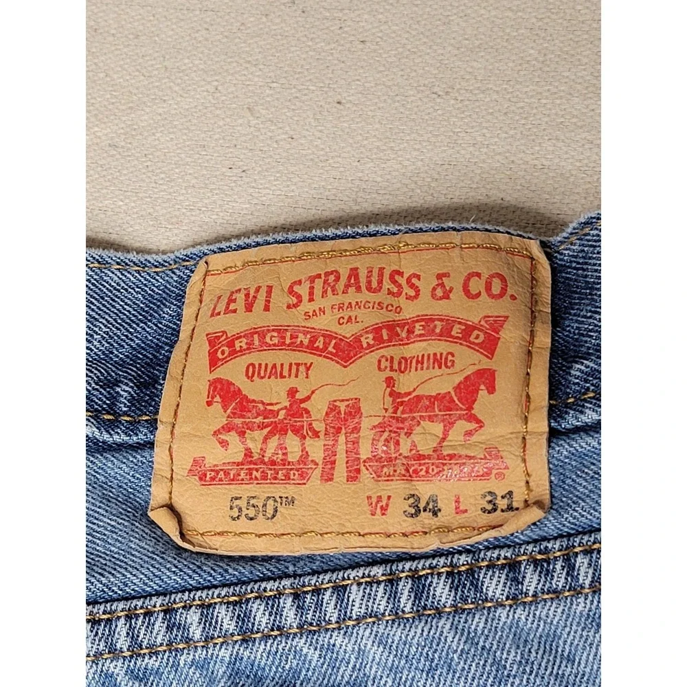 Levis relaxed these has