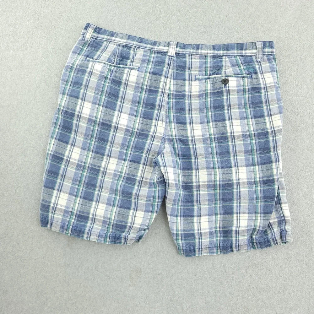 Tommy Bahama missing button