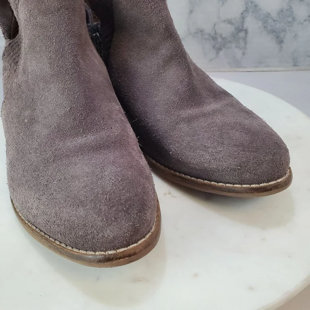 Seychelles score gray