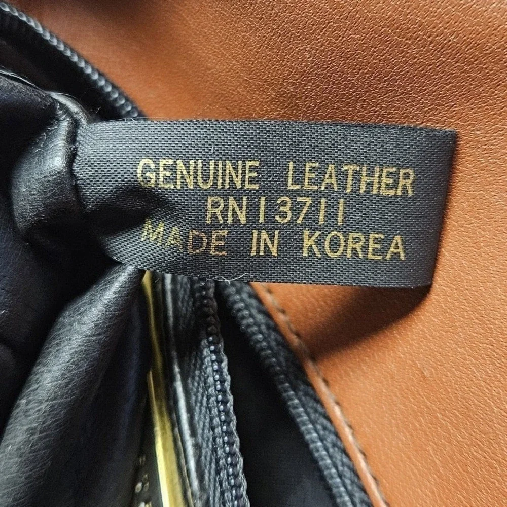 Valerie Stevens brand messenger