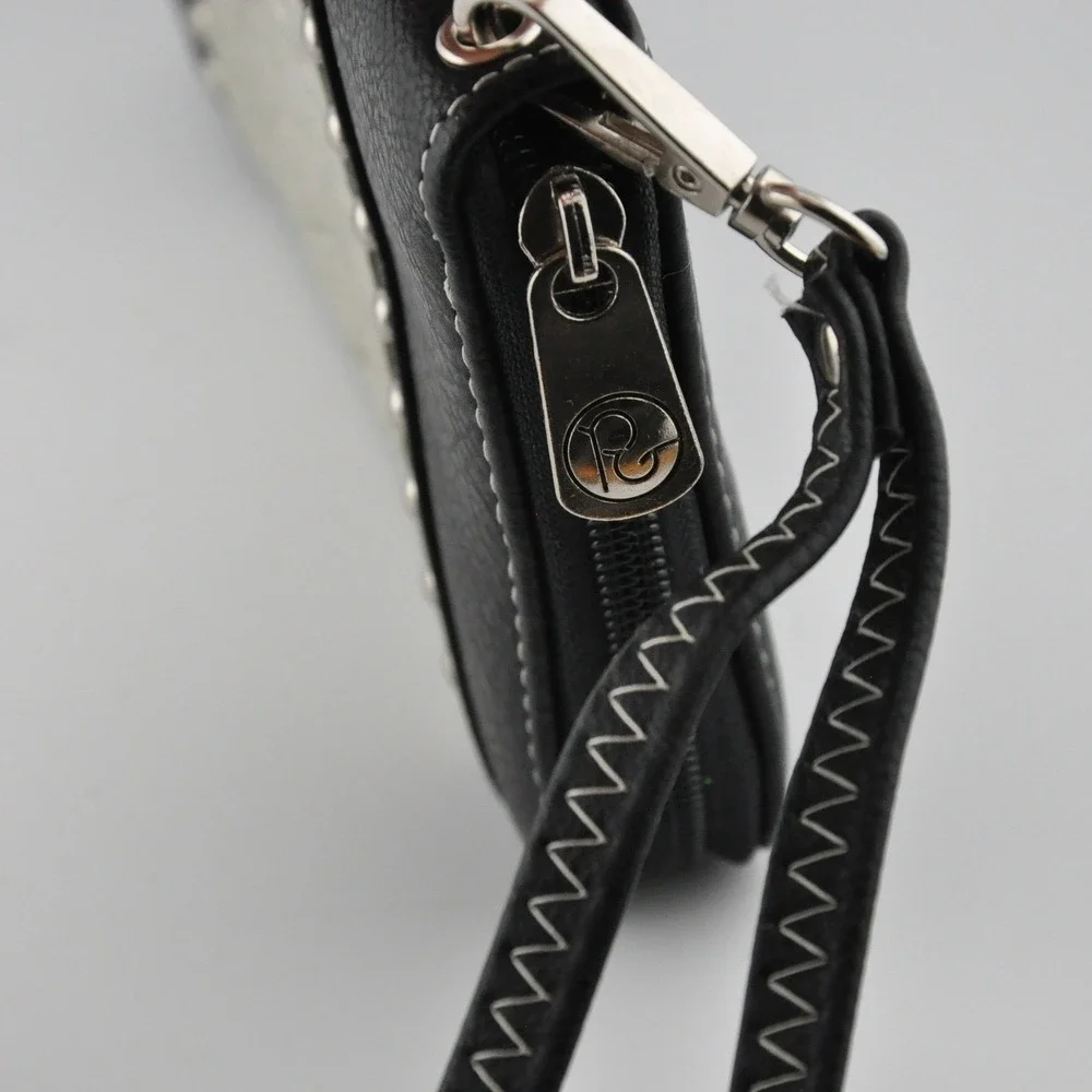P&G Wristlet Wallet Black/Gray Excellent Studded Floral Embossed‎ Western