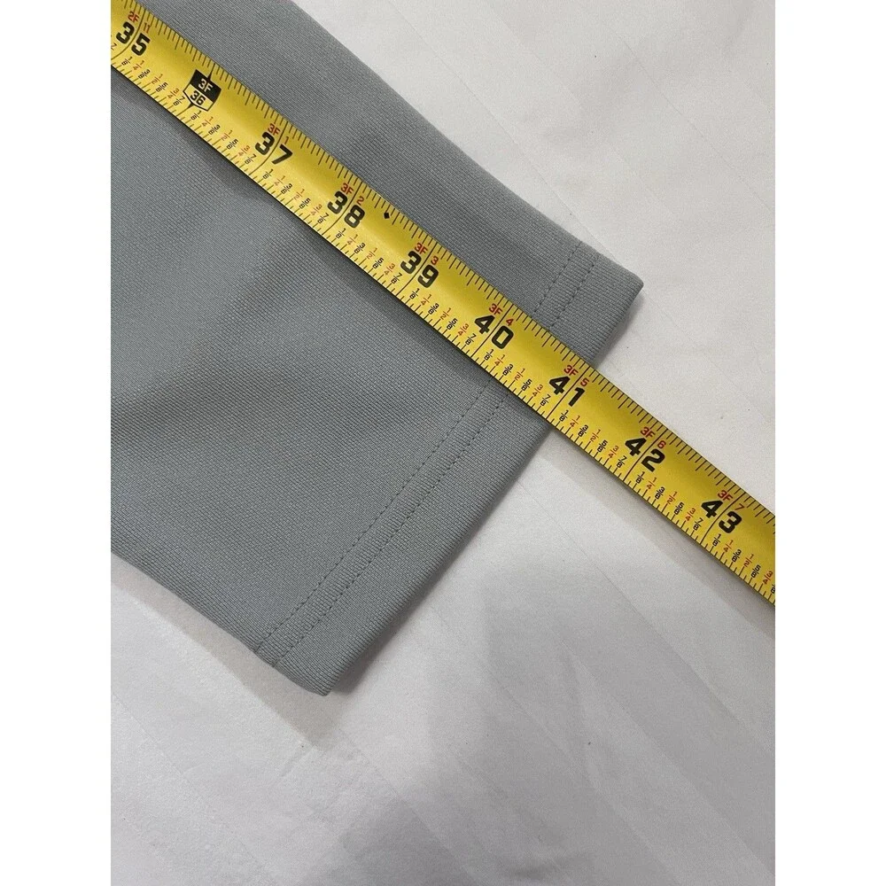 Under Armour size small