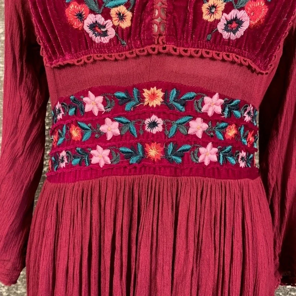 Free People‎ Flora Midi Dress Embroidered Velvet Boho Cottagecore Women's Medium