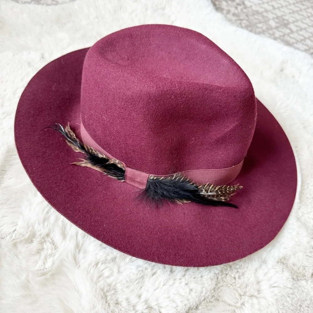 Black Saks Fifth Avenue 90s Wool Fedora Felt Hat‎ Burgundy Feathers One Size