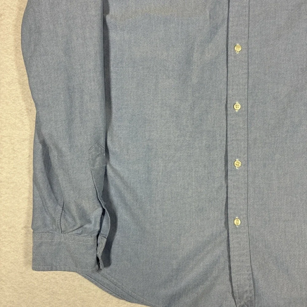 Polo Ralph Lauren features style