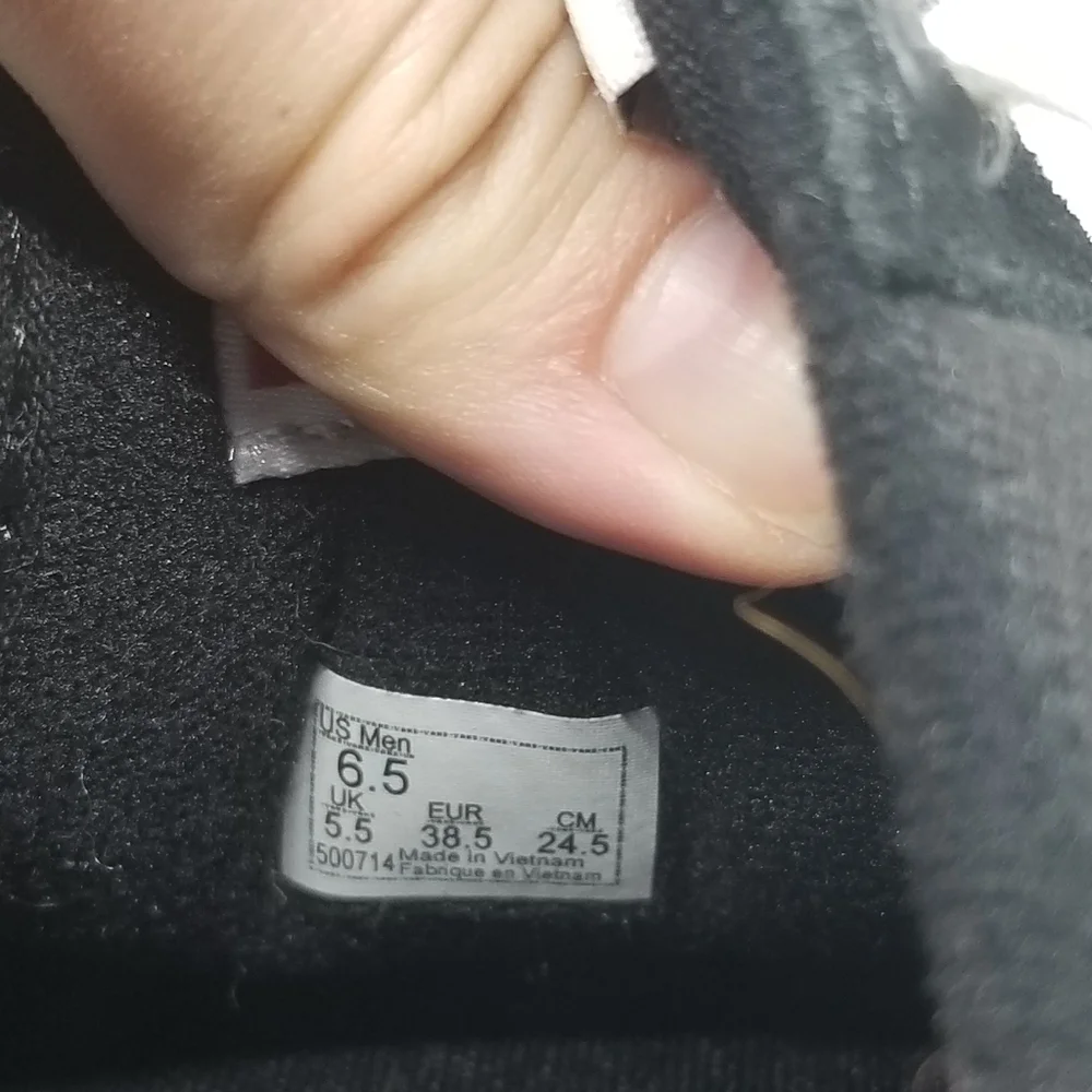 Vans profile details boast