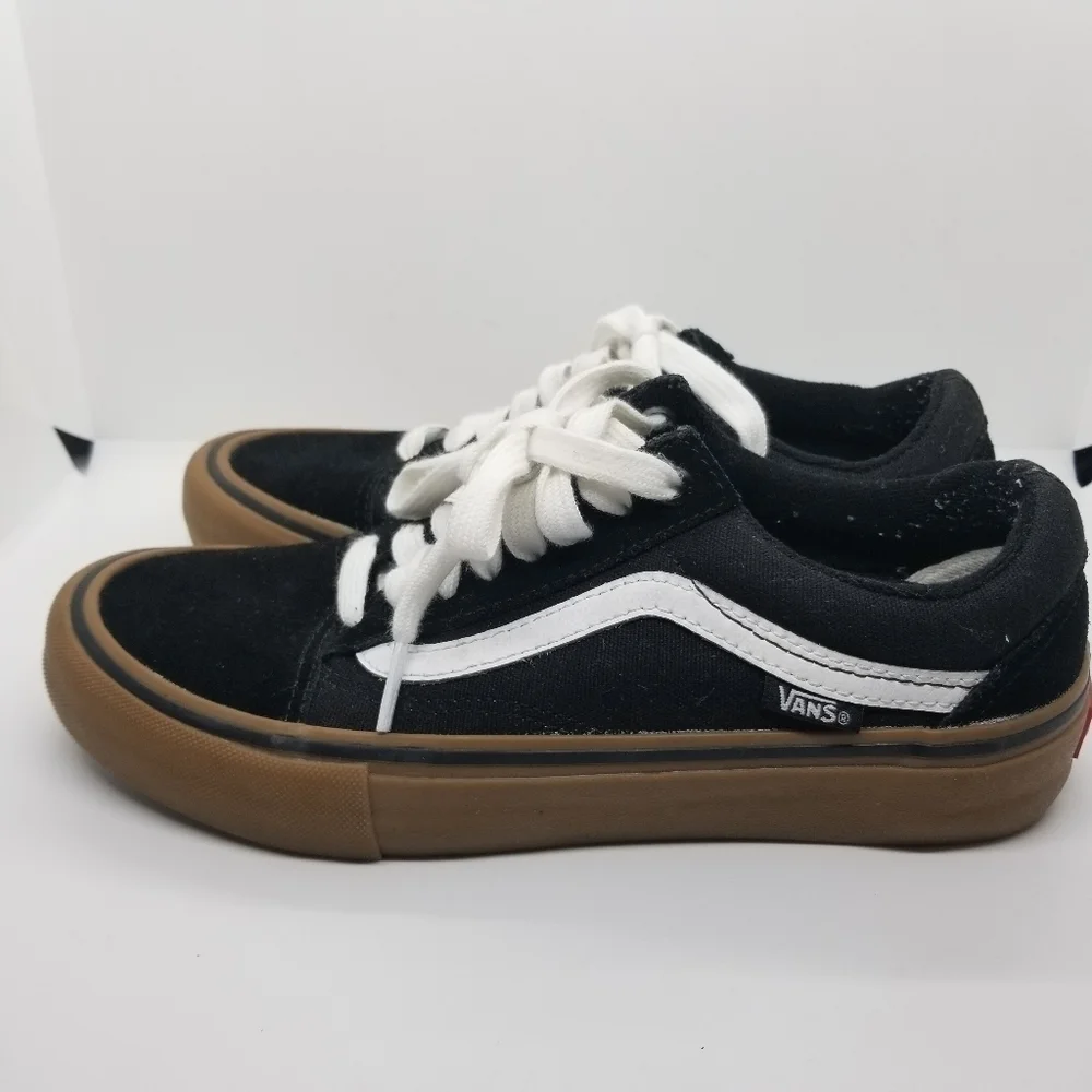 Vans details high