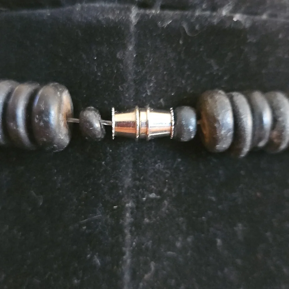 N/A elegant wooden