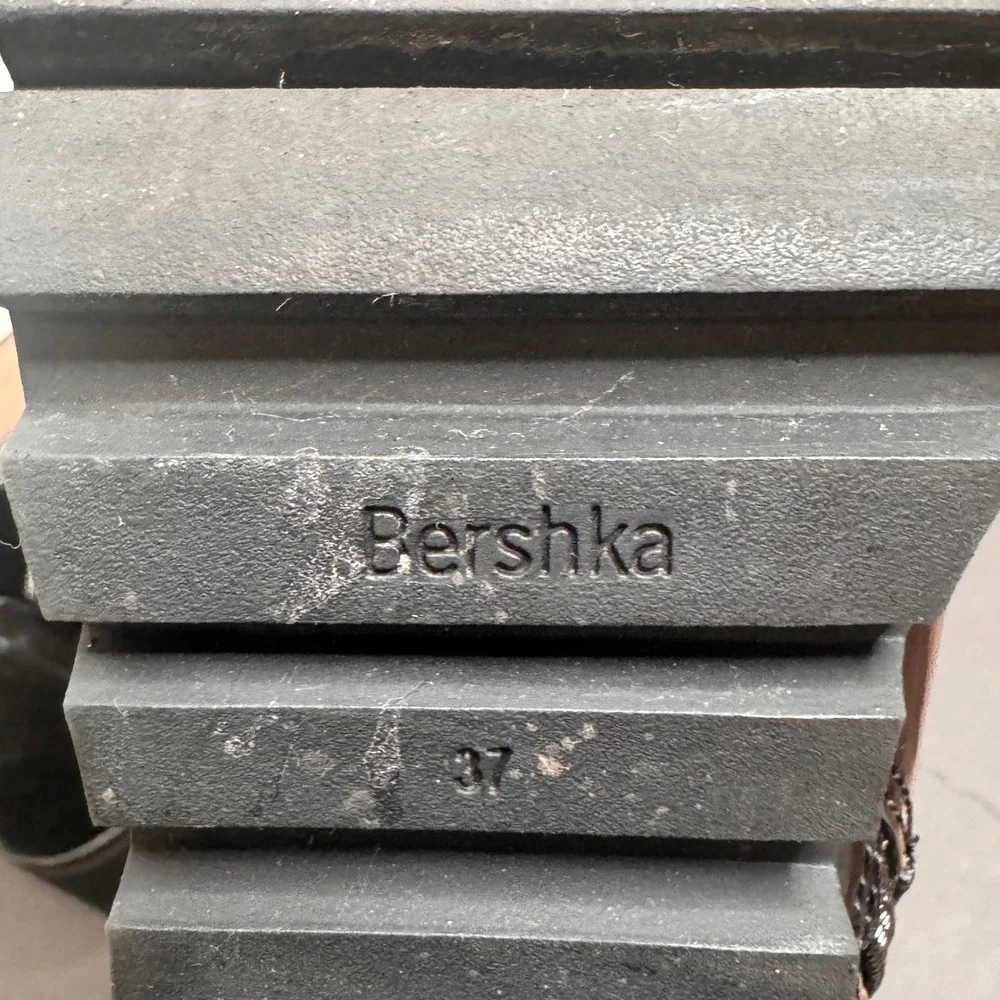Bershka step into