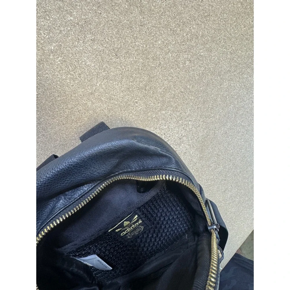 Adidas Originals Mini Backpack‎ Black Faux Leather Gold Trefoil Logo Small Bag