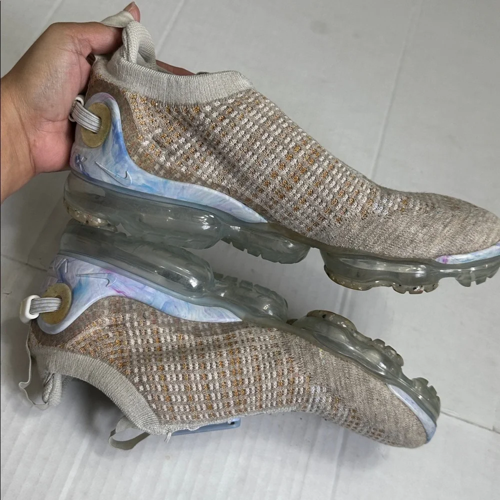 Nike Air VaporMax 2020 Flyknit Oatmeal Womens 9.5‎ Sneakers Shoes Running