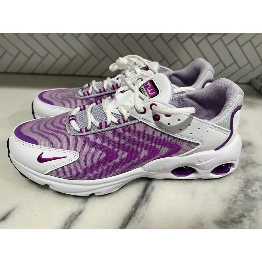 Nike Air Max Tw GS Running Trainers Dq0296-101 US Youth 7/ Women’s Size 8.5
